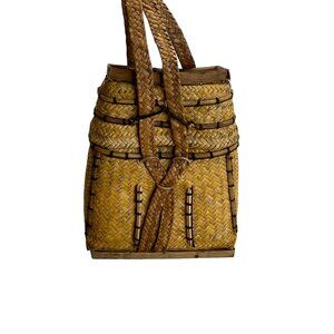 Vintage Handcrafted Philipines Natural Woven Straw Pasikin Basktet Size S